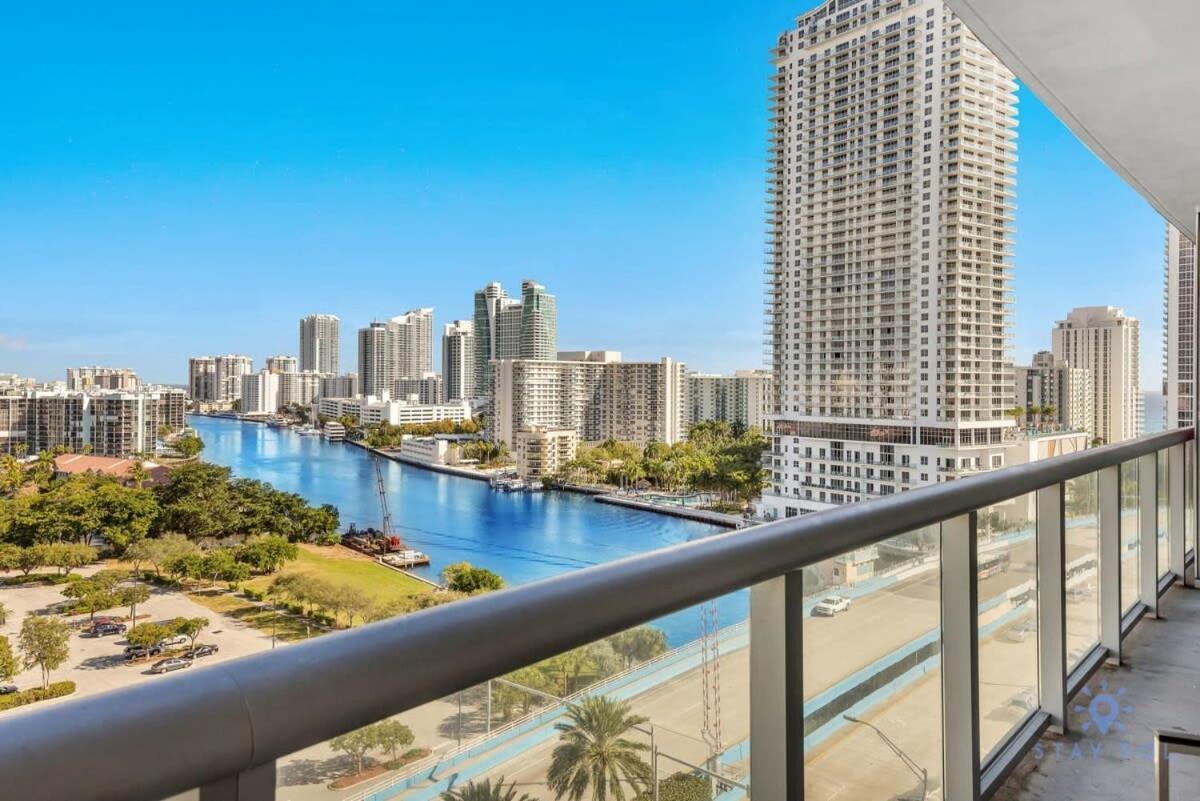 Infinite Views, Amazing Pool, Gym, Near Beach Hallandale Beach Exterior foto