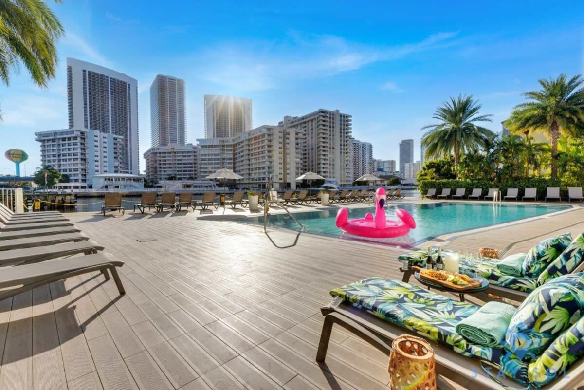 Infinite Views, Amazing Pool, Gym, Near Beach Hallandale Beach Exterior foto